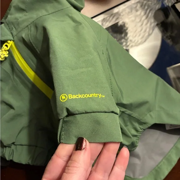 NWT Backcountry x Petco Green XS Dog Jacket - Picture 8 of 15